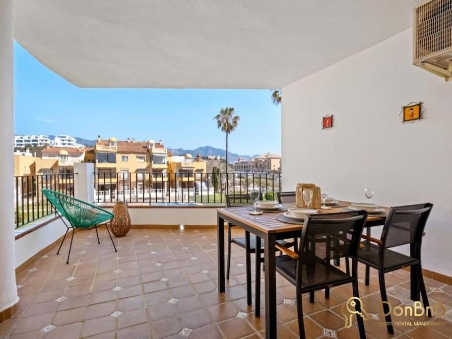 Apartamento Cerca De La Playa En Las Lagunas De Mijas 丰希罗拉 外观 照片