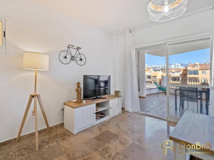 Apartamento Cerca De La Playa En Las Lagunas De Mijas 丰希罗拉 外观 照片