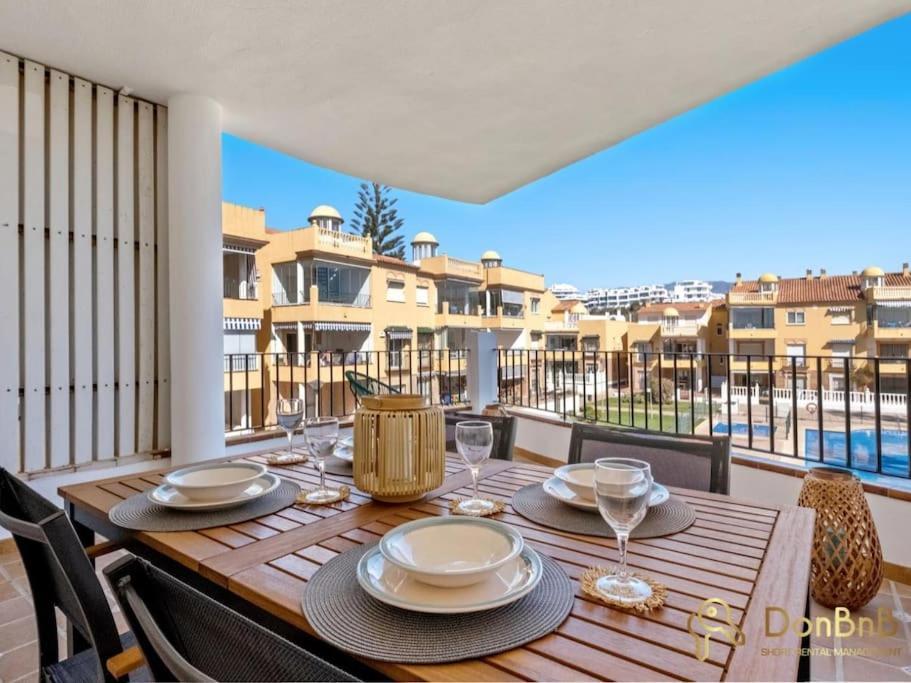 Apartamento Cerca De La Playa En Las Lagunas De Mijas 丰希罗拉 外观 照片